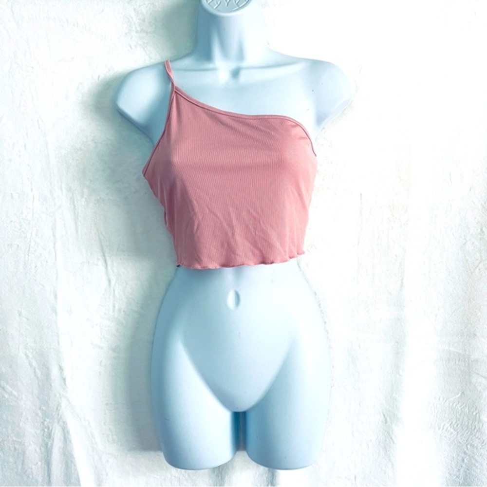 One Shoulder Strap Crop Top
